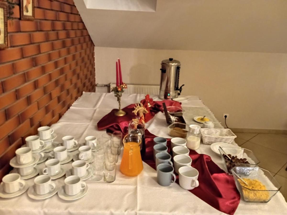 Centrum Konferencyjne Sultan Marki  Luaran gambar